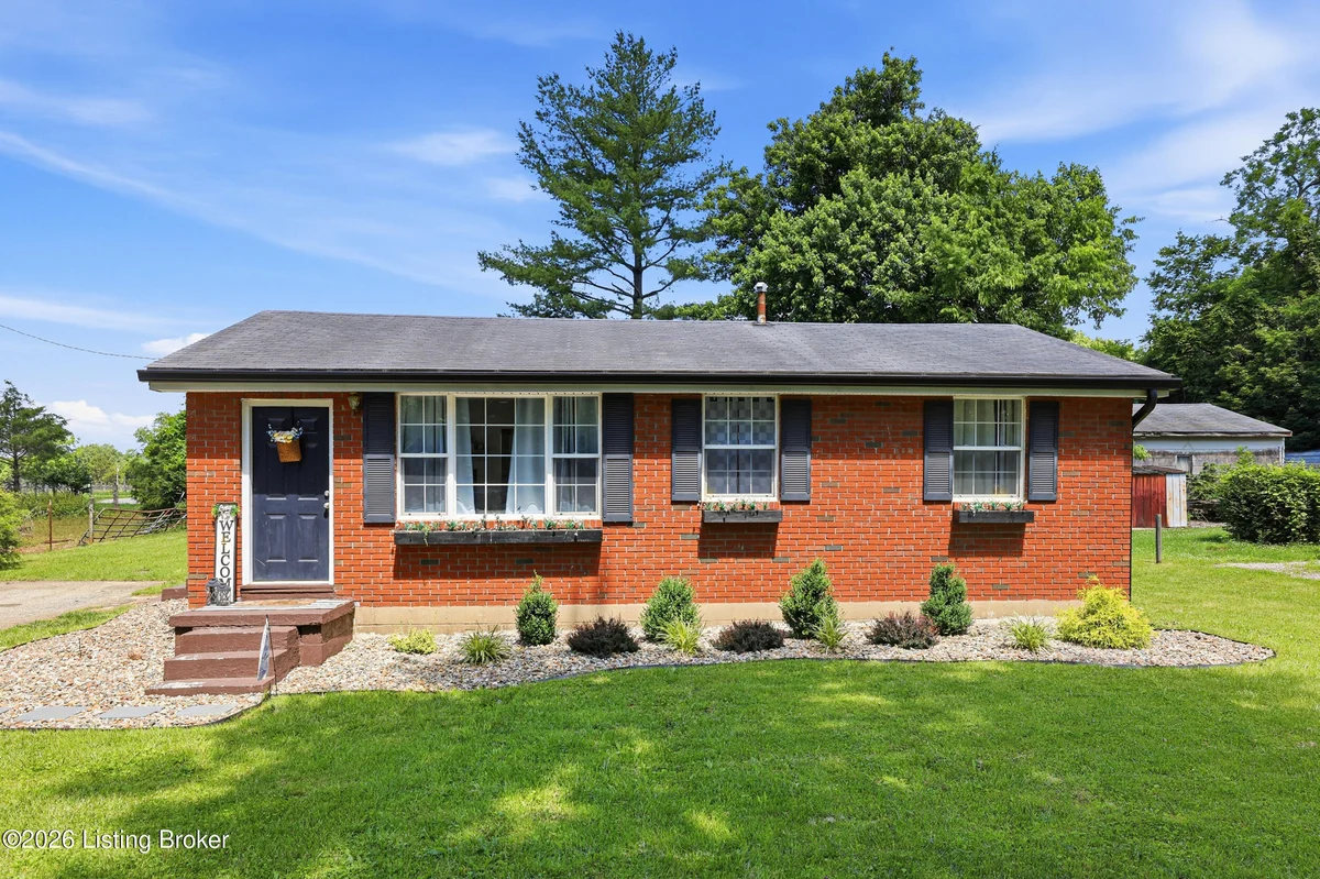 190 Whitehouse Rd - Main photo