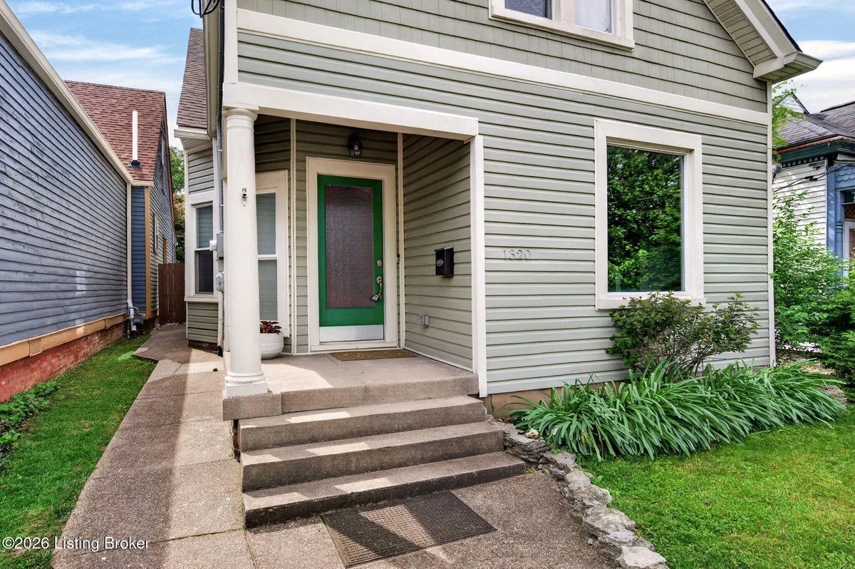 1320 Winter Ave - Main photo