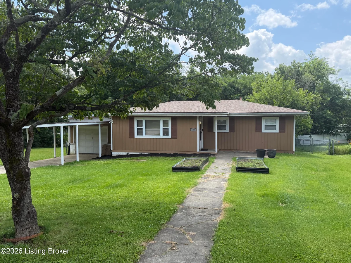 121 Walker Rd - Main photo