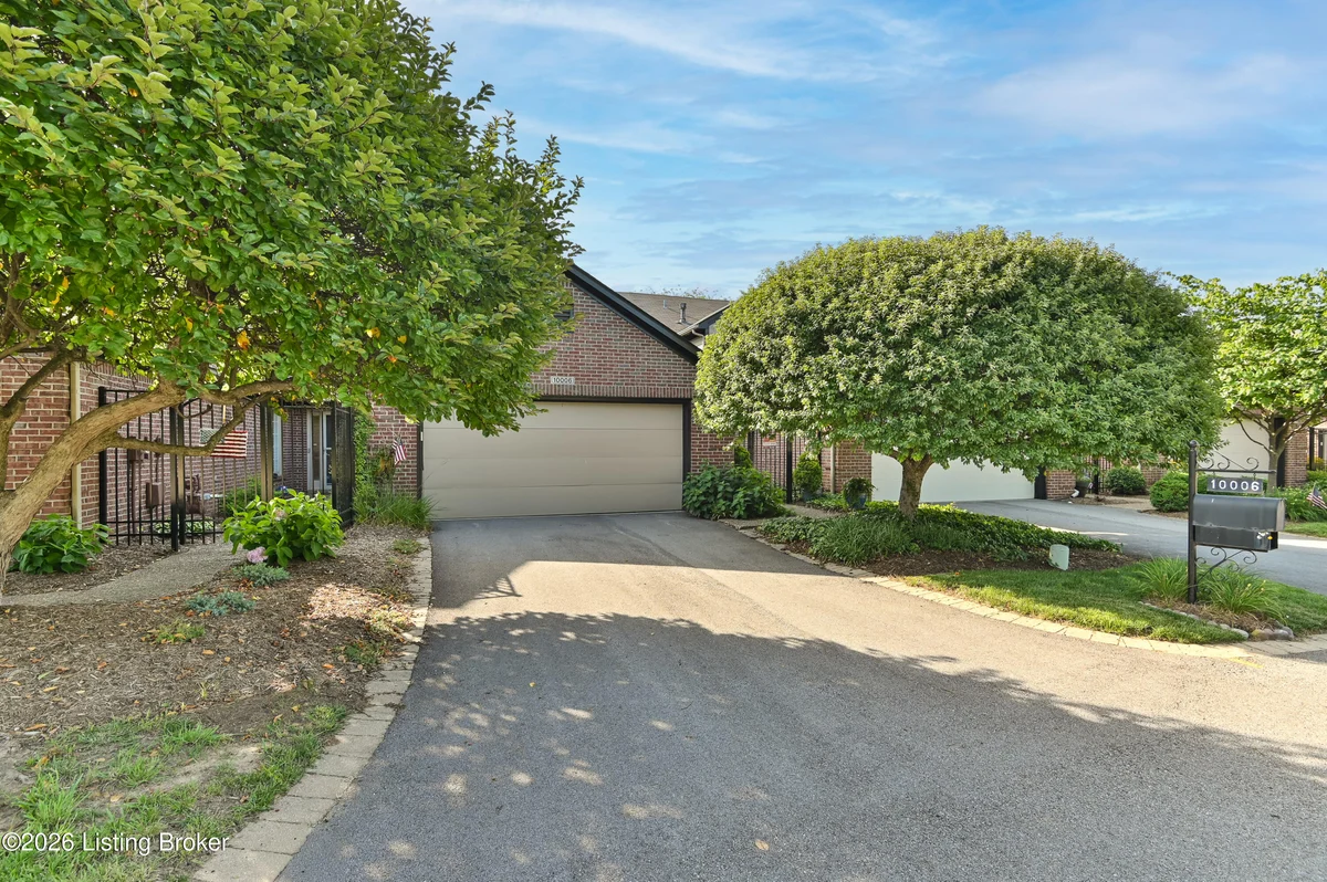 10006 Hartwick Village Dr - Main photo