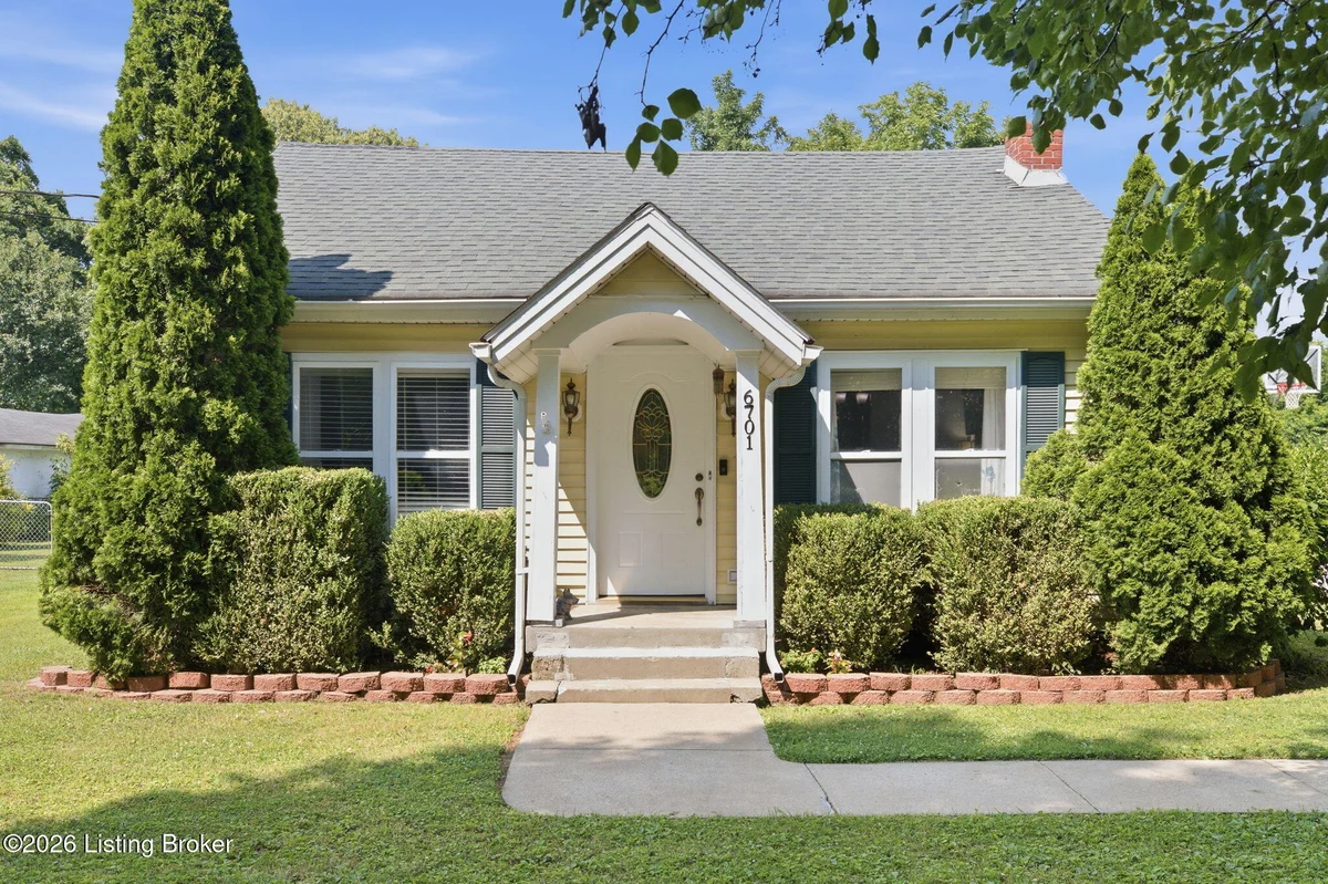 6701 W Orell Rd - Main photo